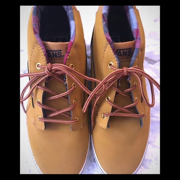 Vans Other - 🥾VANS 🥾suede boots